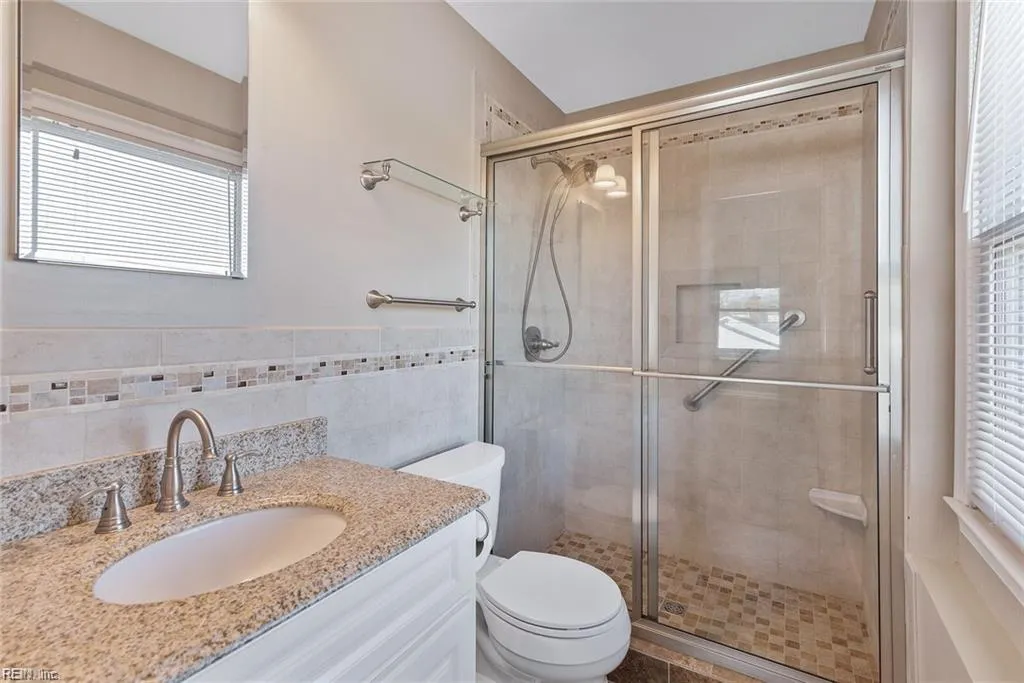 Poquoson, Virginia 23662, United States, 4 Bedrooms Bedrooms, ,3 BathroomsBathrooms,Residential,Active,96466