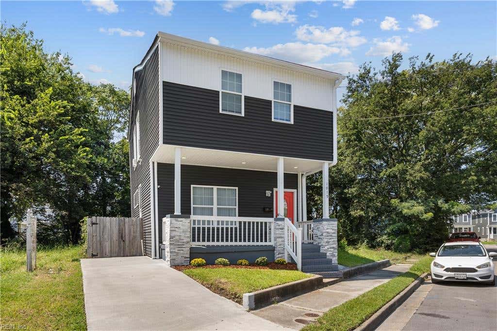 Photo of 1019 Barney Street, Norfolk, VA 23504 (MLS # 10651032)