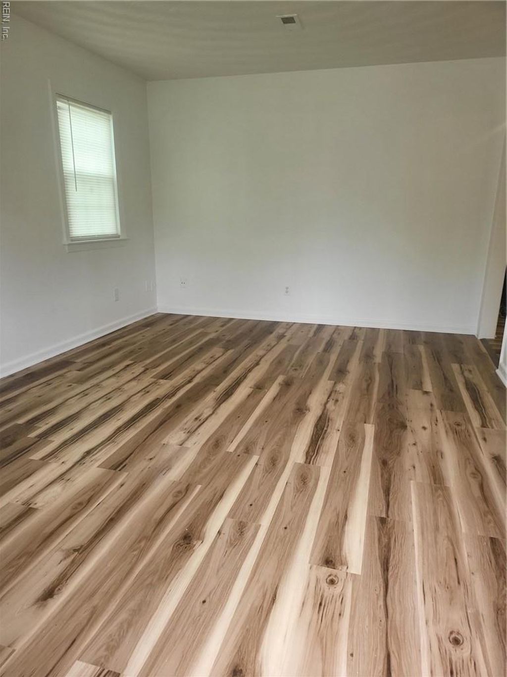 Photo of 525 Mt Vernon Avenue, Portsmouth, VA 23707 (MLS # 10632609)