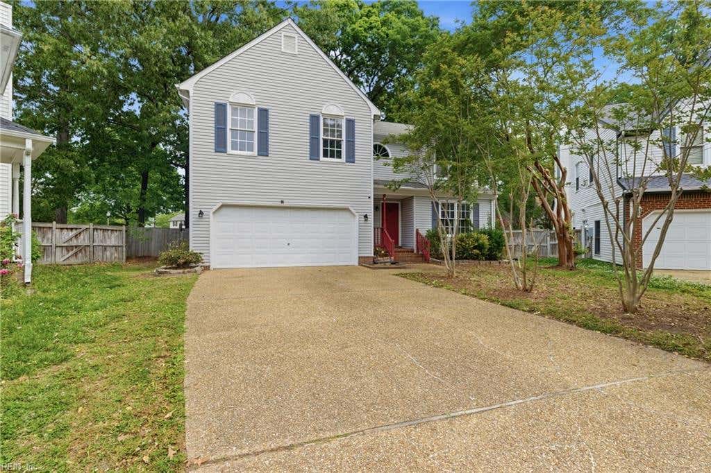 Photo of 821 Lancaster Lane, Newport News, VA 23602 (MLS # 10646188)