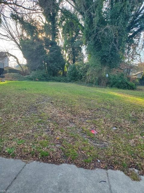 Photo of 1044 31st Street, Newport News, VA 23607 (MLS # 10615274)