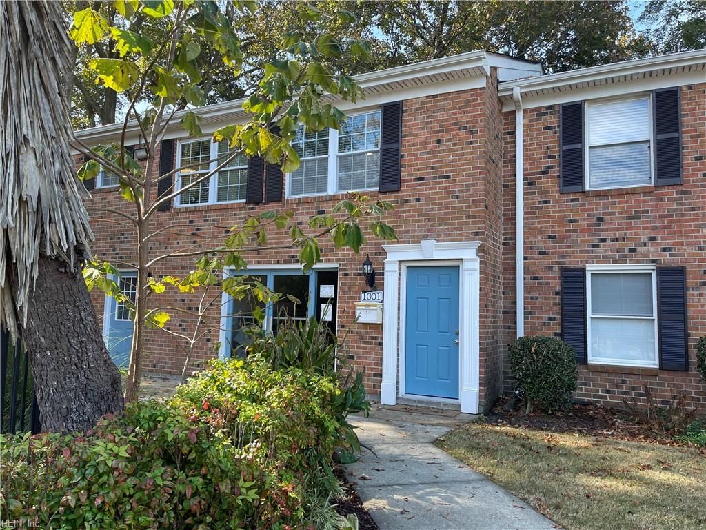 Photo of 1001 Barclay Square, Virginia Beach, VA 23451 (MLS # 10626123)