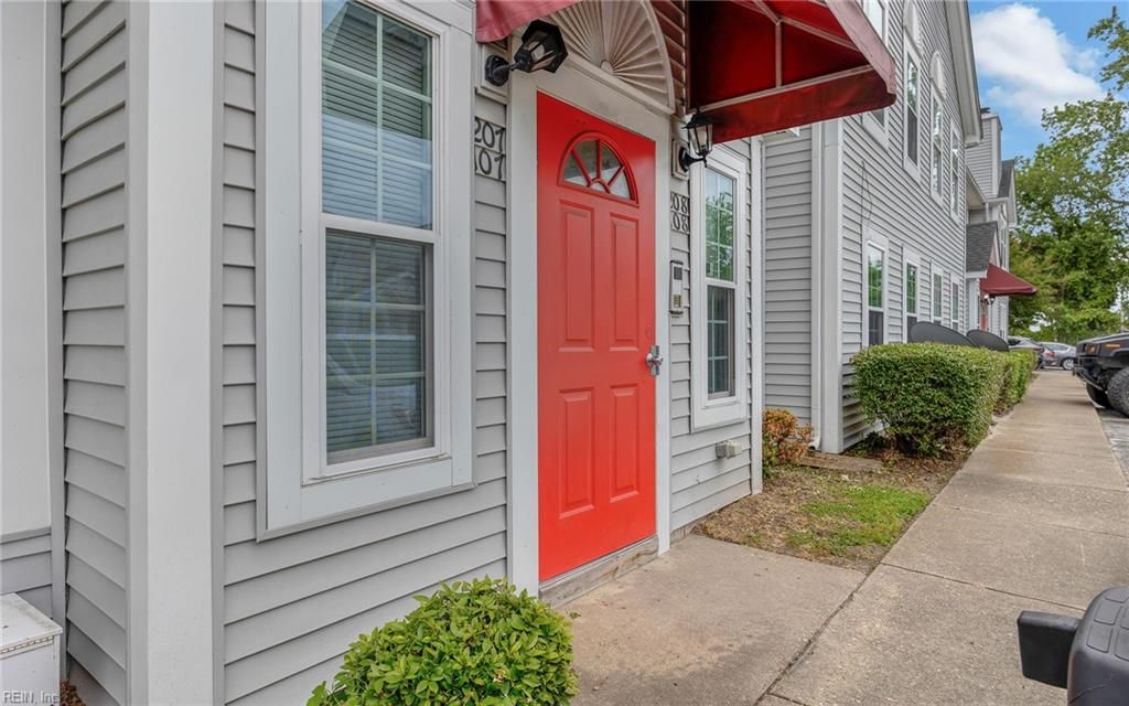 Photo of 357 Fort Worth Avenue #108, Norfolk, VA 23505 (MLS # 10633163)