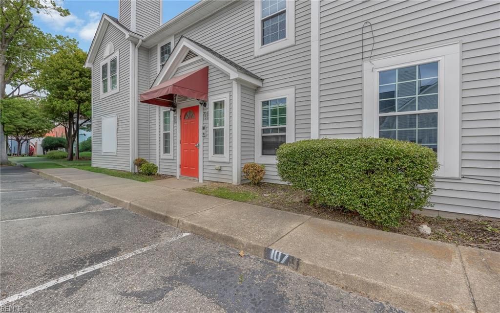 Photo of 357 Fort Worth Avenue #108, Norfolk, VA 23505 (MLS # 10633163)