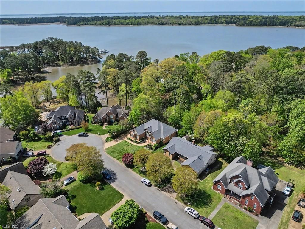 Photo of 113 Millers Cove Road, Newport News, VA 23602 (MLS # 10629319)