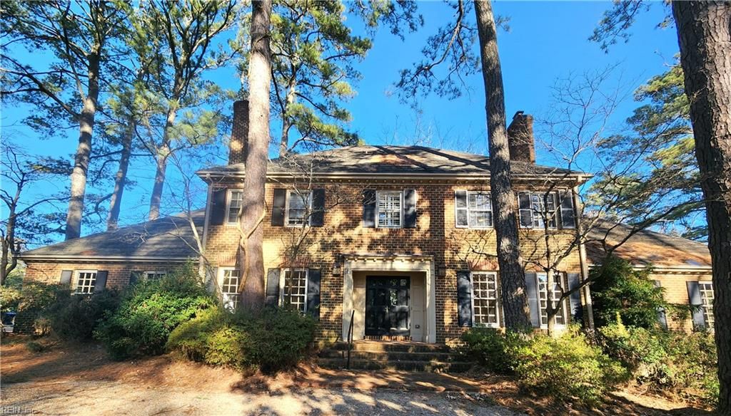 Photo of 509 Cavalier Drive, Virginia Beach, VA 23451 (MLS # 10613588)