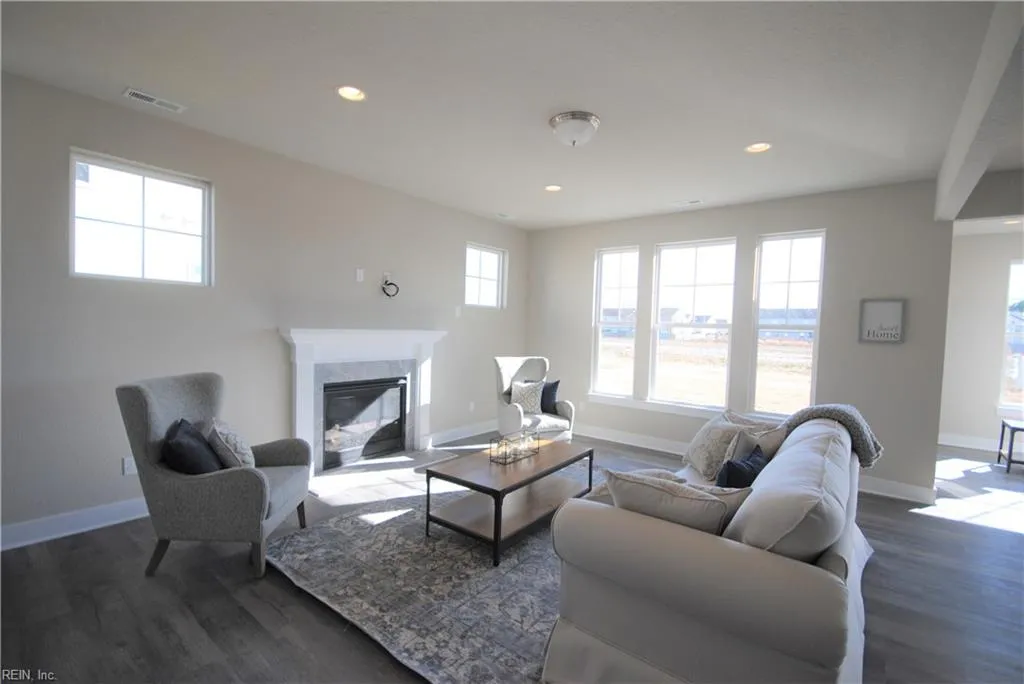 Suffolk, Virginia 23434, United States, 4 Bedrooms Bedrooms, ,3 BathroomsBathrooms,Residential,Active,16314