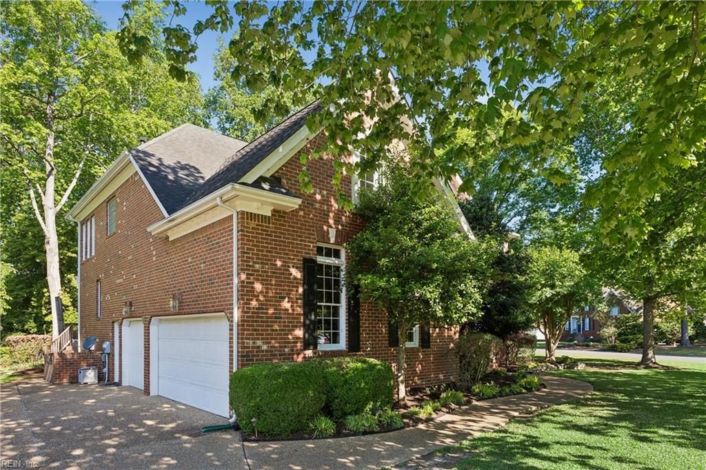 Photo of 20580 Seahawk Landing, Smithfield, VA 23430 (MLS # 10630937)