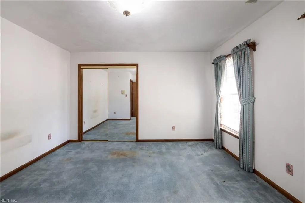 Virginia Beach, Virginia 23452, United States, 4 Bedrooms Bedrooms, ,3 BathroomsBathrooms,Residential,Active,248948