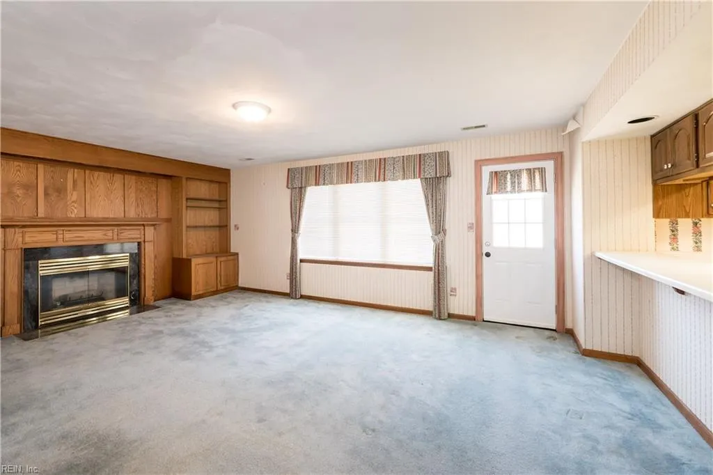 Virginia Beach, Virginia 23452, United States, 4 Bedrooms Bedrooms, ,3 BathroomsBathrooms,Residential,Active,248948