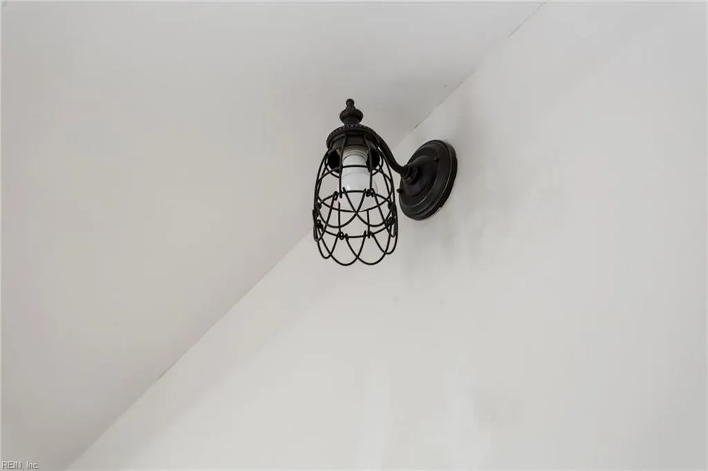 Norfolk, Virginia 23510, United States, 1 Bedroom Bedrooms, ,1 BathroomBathrooms,Residential,Active,211209