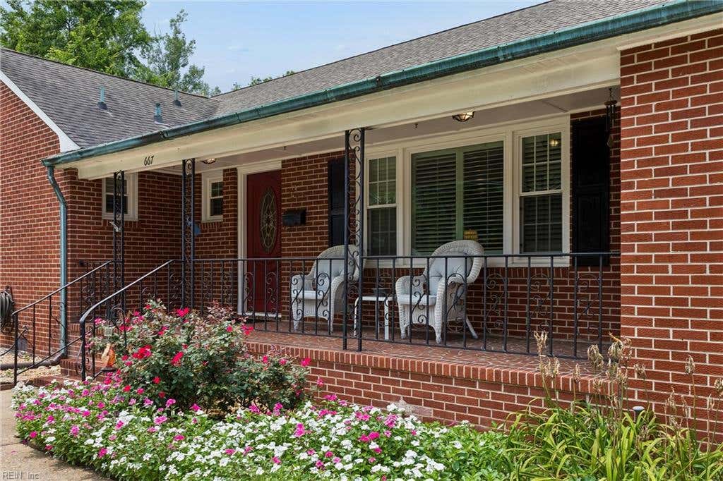 Photo of 667 Yorktown Road Road, Poquoson, VA 23662 (MLS # 10644788)