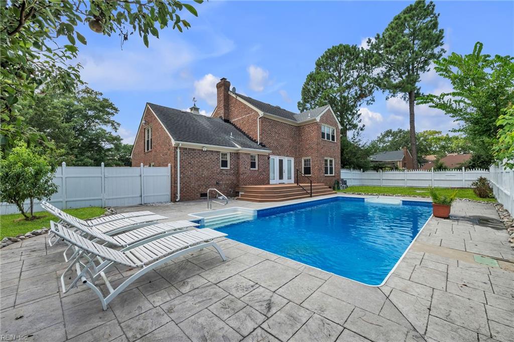 4712 Crossborough RD