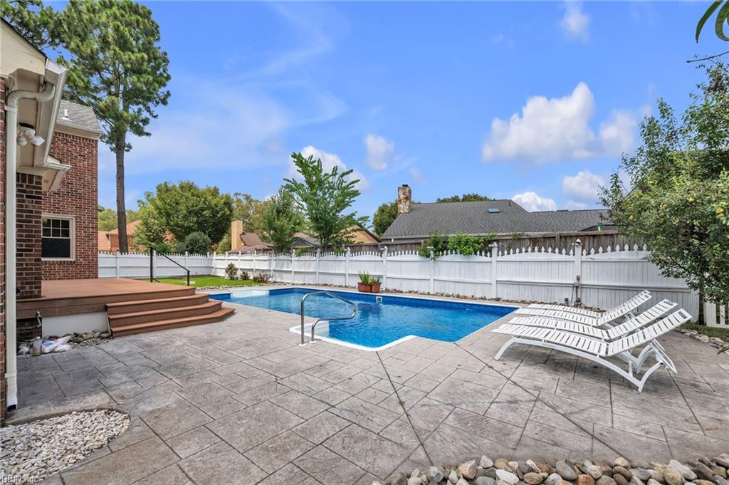 4712 Crossborough RD