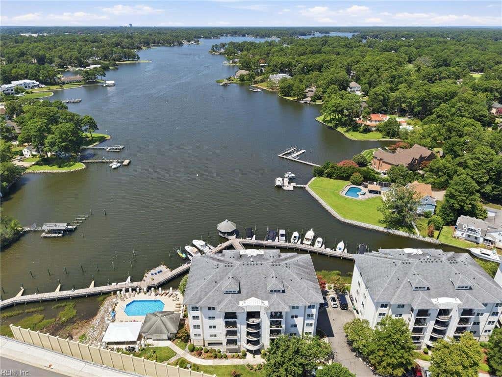 Photo of 1284 Laskin Road #302, Virginia Beach, VA 23451 (MLS # 10646744)