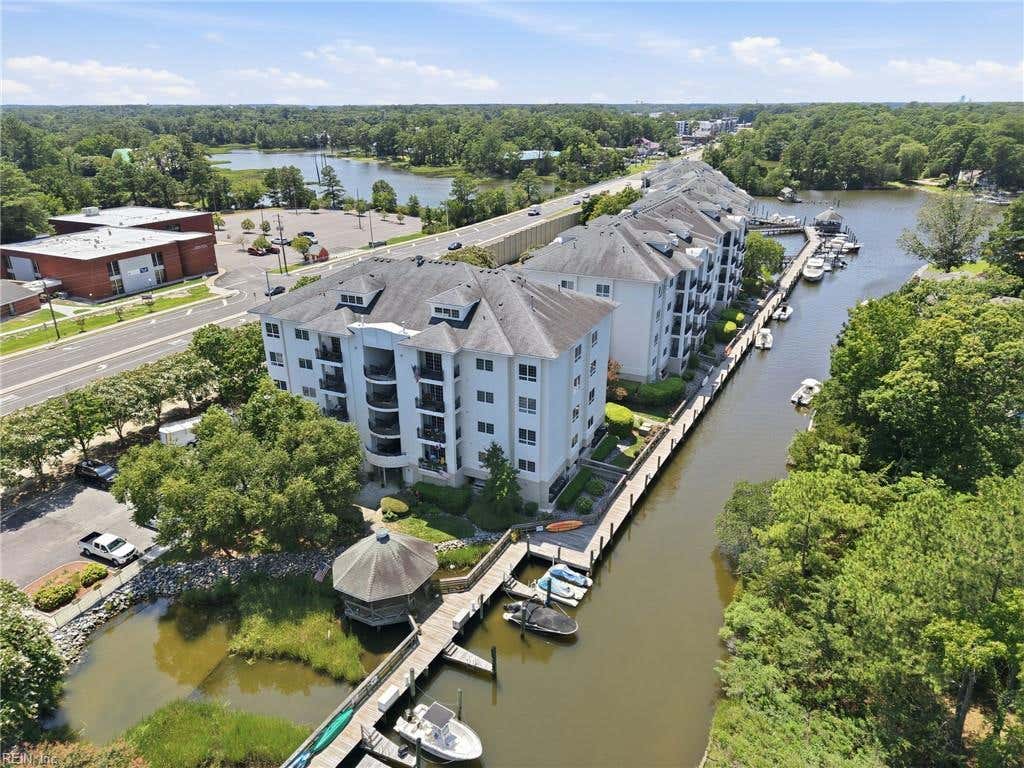 Photo of 1284 Laskin Road #302, Virginia Beach, VA 23451 (MLS # 10646744)