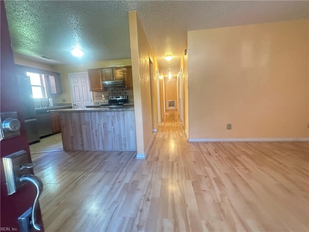 Photo of 2429 MINNESOTA Avenue, Norfolk, VA 23513 (MLS # 10637291)