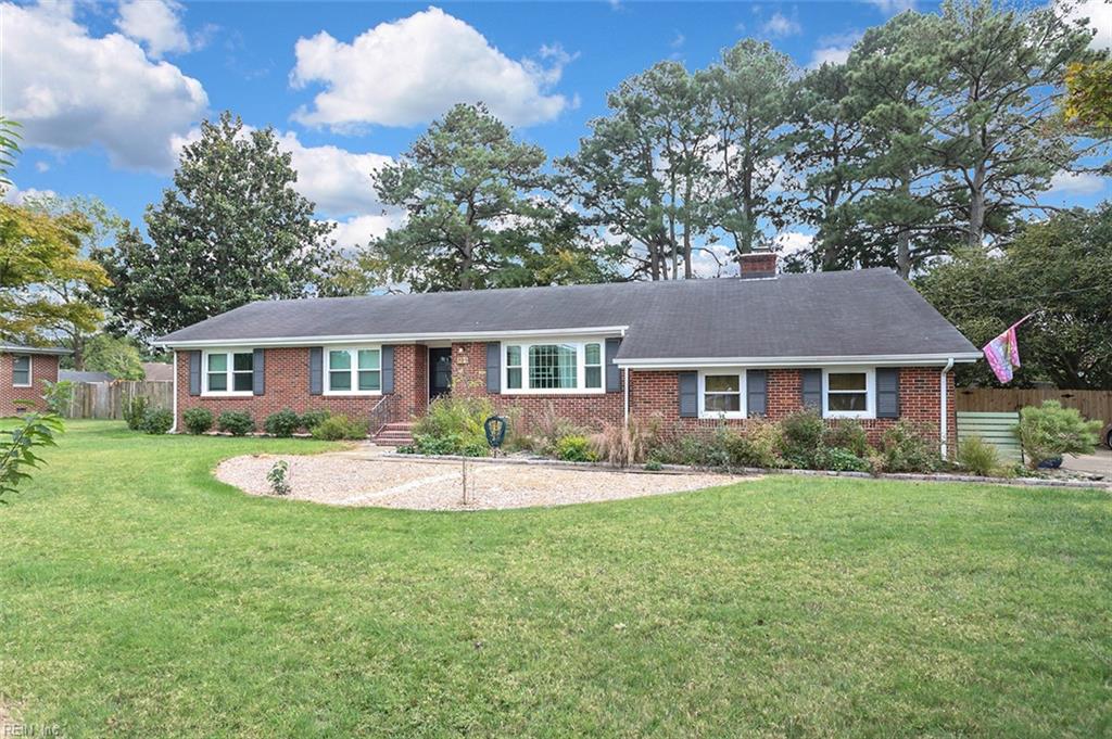 Photo of 729 Mount Pleasant Road, Chesapeake, VA 23322 (MLS # 10656198)