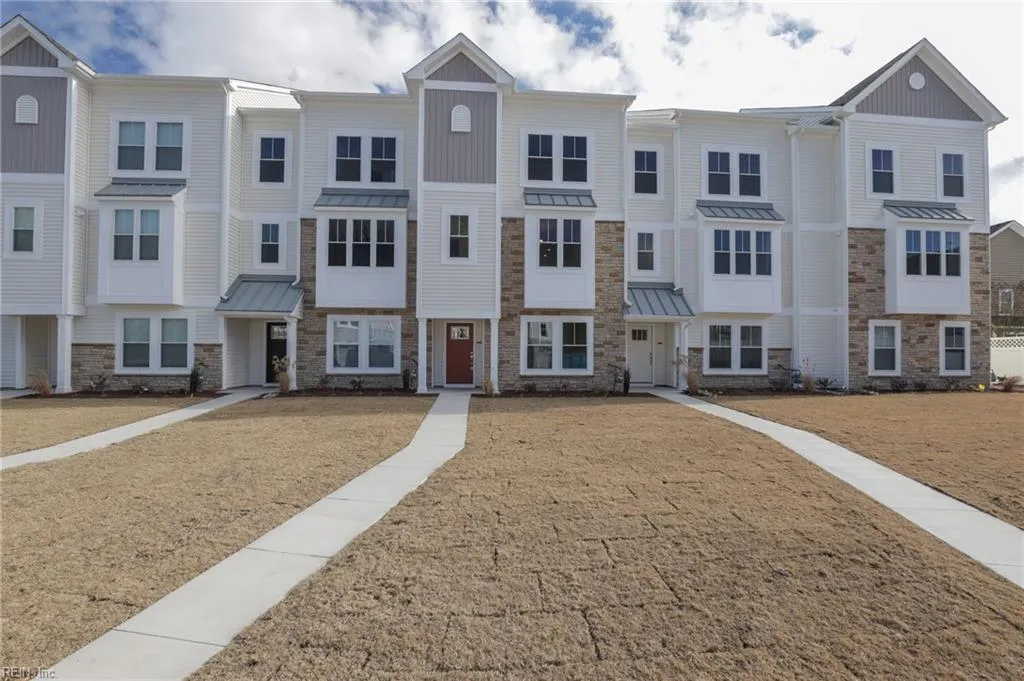 Suffolk, Virginia 23435, United States, 3 Bedrooms Bedrooms, ,3 BathroomsBathrooms,Residential,Active,42901 Suffolk, Virginia 23435, United States, 3 Bedrooms Bedrooms, ,3 BathroomsBathrooms,Residential,Active,42901