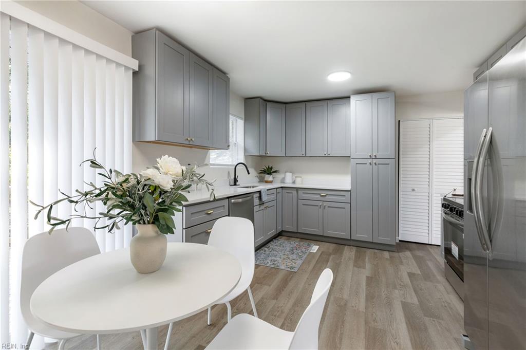 Photo of 224 Manchester Drive, Hampton, VA 23666 (MLS # 10658096)