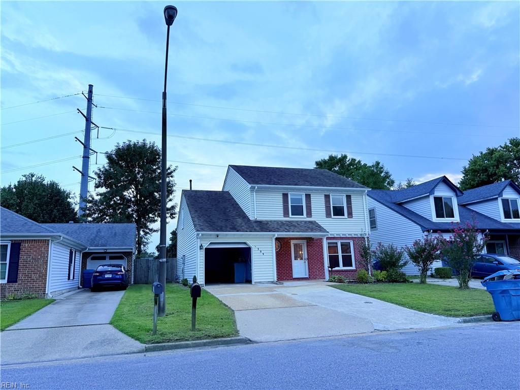 Photo of 1309 Smyrna Circle, Virginia Beach, VA 23464 (MLS # 10627010)