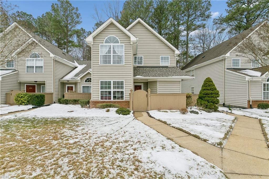 Photo of 336 Fairway Lookout Lookout, Williamsburg, VA 23188 (MLS # 10619212)
