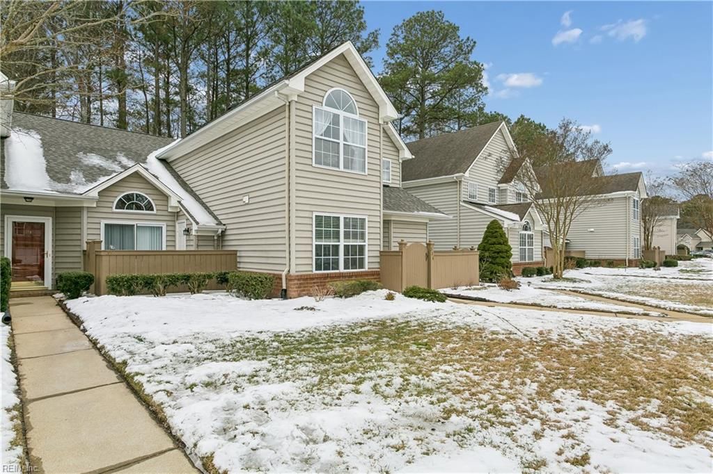 Photo of 336 Fairway Lookout Lookout, Williamsburg, VA 23188 (MLS # 10619212)