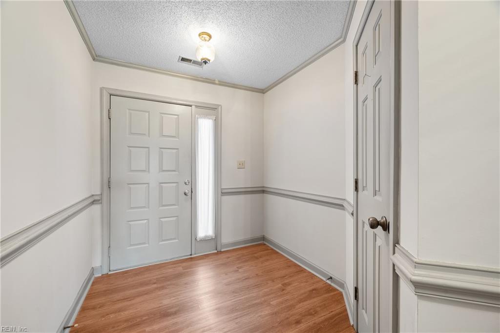34 Sandie Point LN