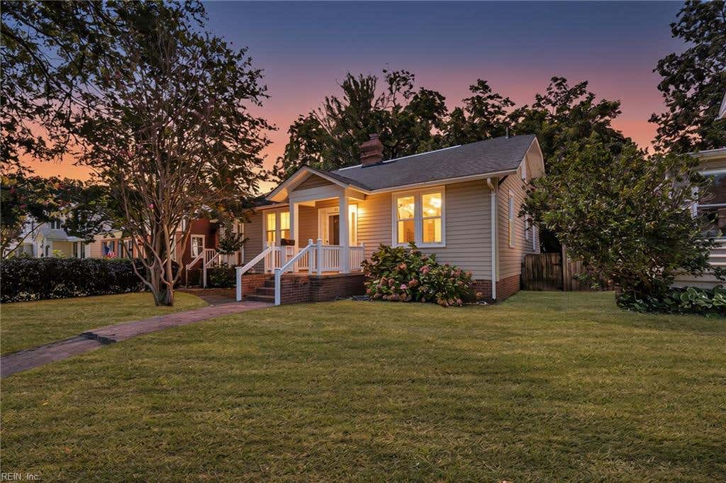 Photo of 123 Pochin Place, Hampton, VA 23661 (MLS # 10651090)