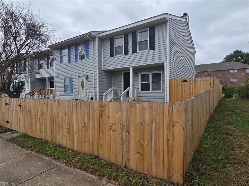 Photo of 229 Greenbrier Avenue, Norfolk, VA 23505 (MLS # 10628297)