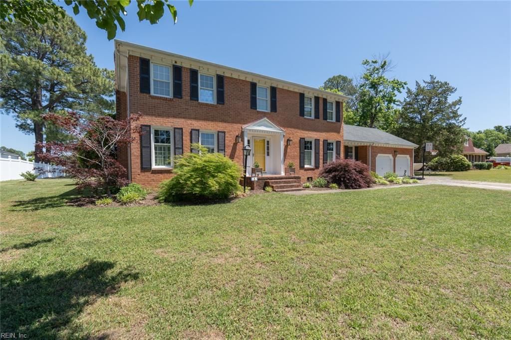 Photo of 159 Yorkshire Road, Portsmouth, VA 23701 (MLS # 10634750)
