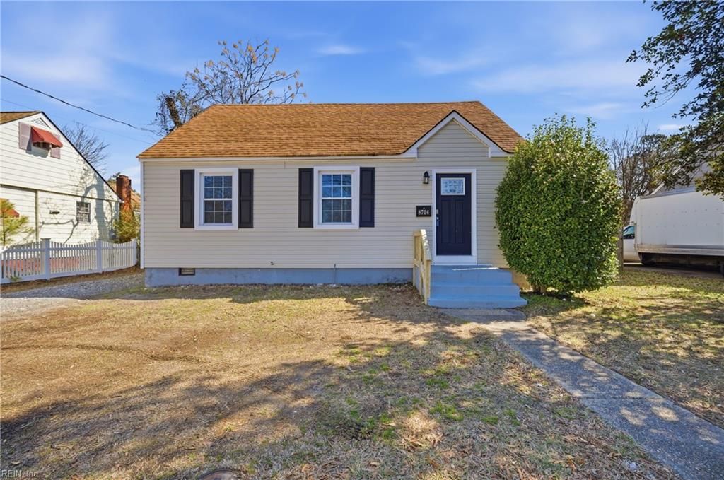 Photo of 8704 Tidewater Drive, Norfolk, VA 23503 (MLS # 10621356)
