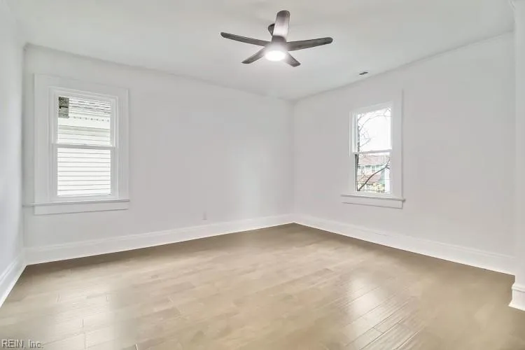 Norfolk, Virginia 23508, United States, 4 Bedrooms Bedrooms, ,3 BathroomsBathrooms,Residential,Active,252731