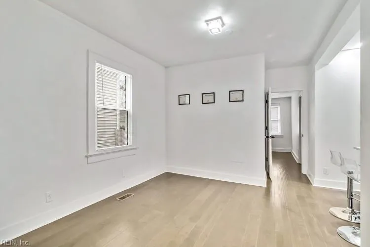 Norfolk, Virginia 23508, United States, 4 Bedrooms Bedrooms, ,3 BathroomsBathrooms,Residential,Active,252731