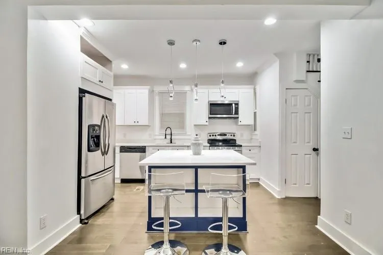 Norfolk, Virginia 23508, United States, 4 Bedrooms Bedrooms, ,3 BathroomsBathrooms,Residential,Active,252731