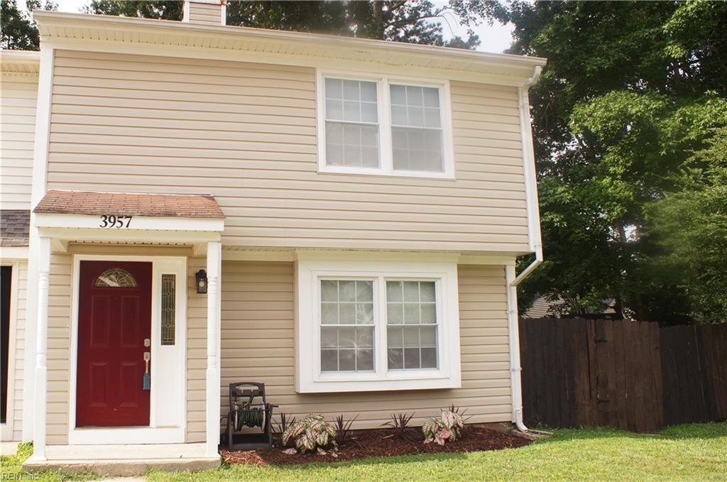 Photo of 3957 Kiwanis Loop, Virginia Beach, VA 23456 (MLS # 10617158)