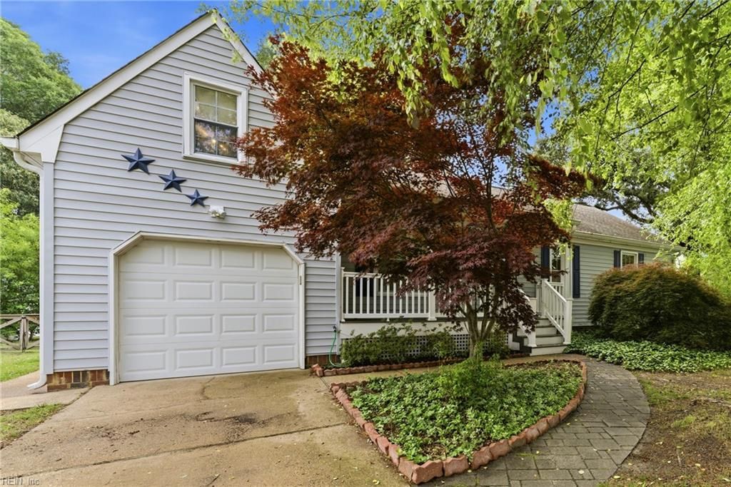 Photo of 2305 Shorebird Court, Chesapeake, VA 23323 (MLS # 10636769)