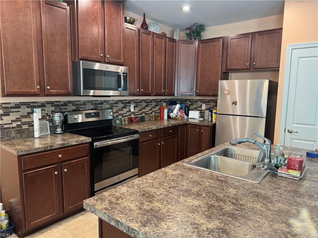 Photo of 309 Boltons Mill Parkway, Williamsburg, VA 23185 (MLS # 10640615)