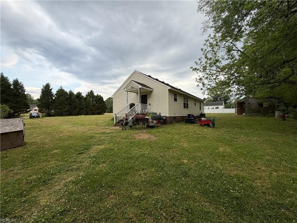 Photo of 5895 Spivey Run Road, Suffolk, VA 23438 (MLS # 10633378)