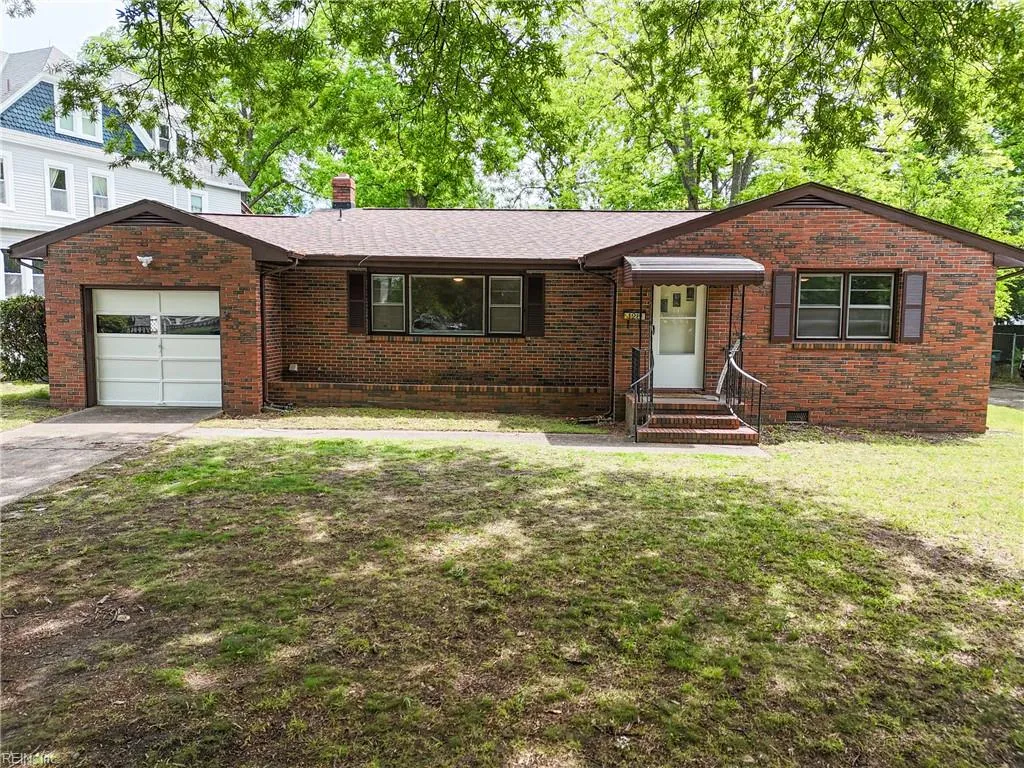 Norfolk, Virginia 23509, United States, 2 Bedrooms Bedrooms, ,1 BathroomBathrooms,Residential,Pending,128060