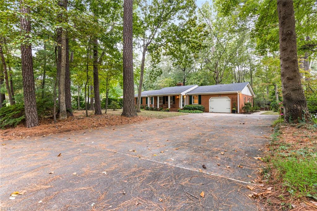 748 Pinetree DR