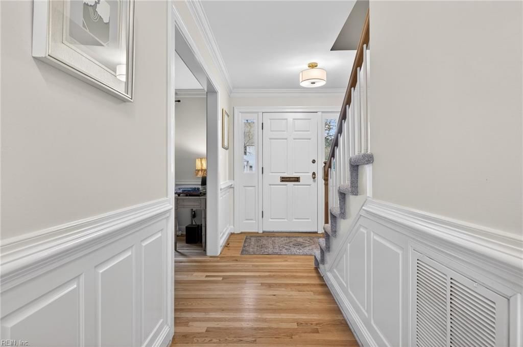 Photo of 7640 Argyle Avenue, Norfolk, VA 23505 (MLS # 10625601)