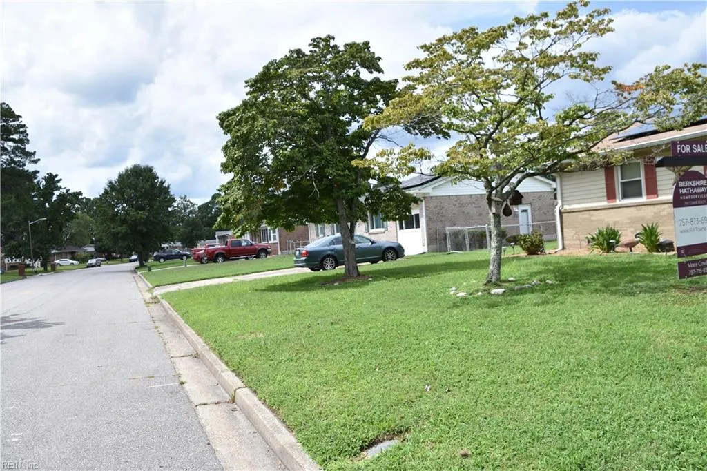 Portsmouth, Virginia 23701, United States, 4 Bedrooms Bedrooms, ,2 BathroomsBathrooms,Residential,Active,5983