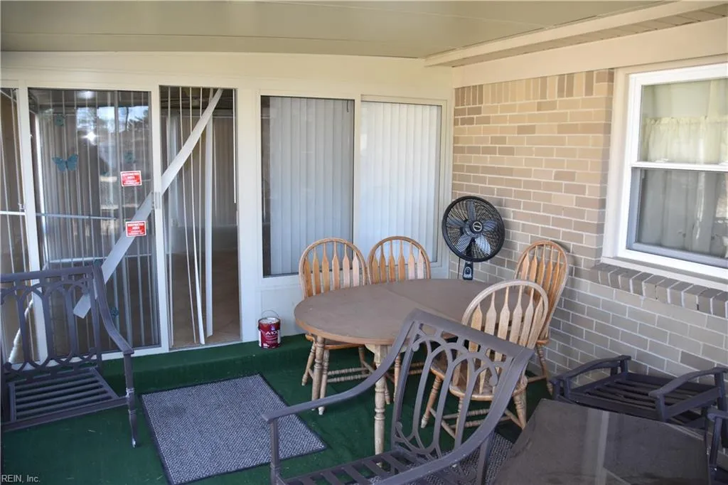 Portsmouth, Virginia 23701, United States, 4 Bedrooms Bedrooms, ,2 BathroomsBathrooms,Residential,Active,5983