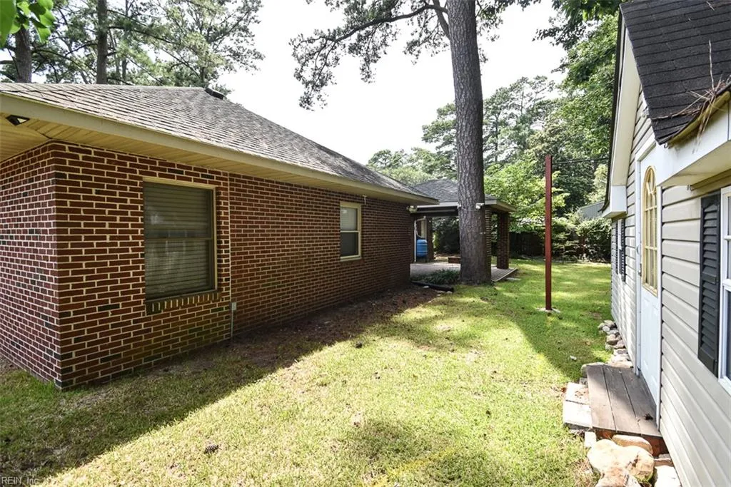 Norfolk, Virginia 23505, United States, 4 Bedrooms Bedrooms, ,3 BathroomsBathrooms,Residential,Active,178108