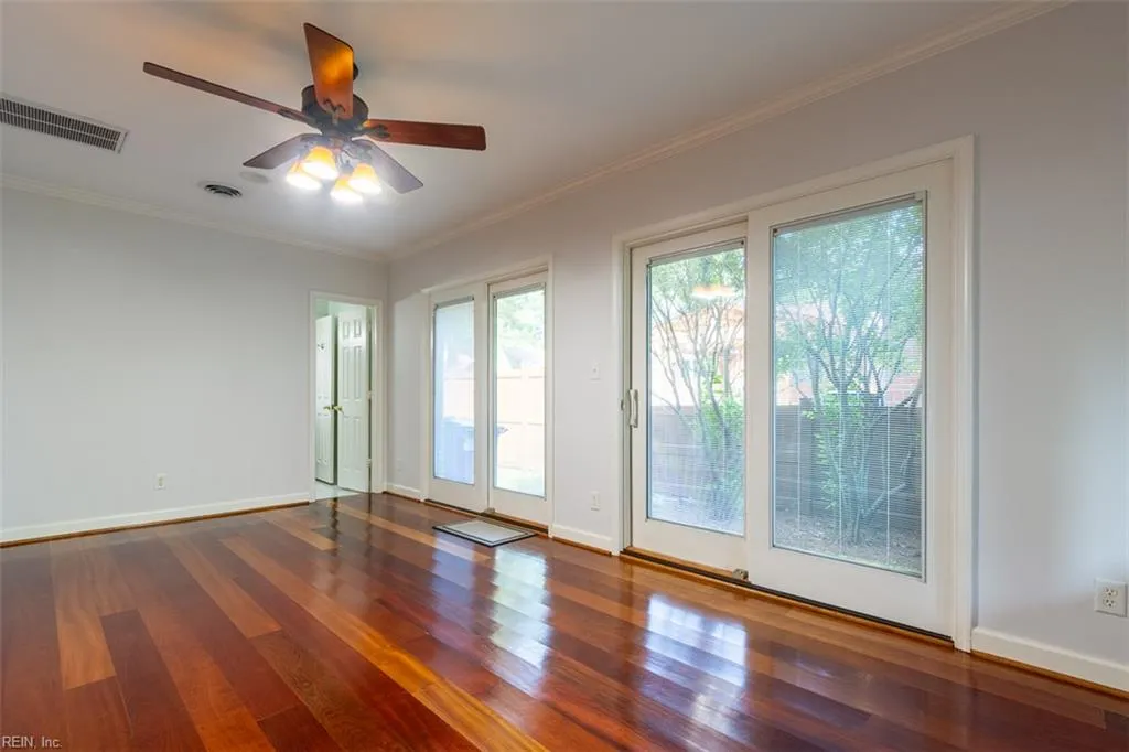 Norfolk, Virginia 23505, United States, 4 Bedrooms Bedrooms, ,3 BathroomsBathrooms,Residential,Active,178108