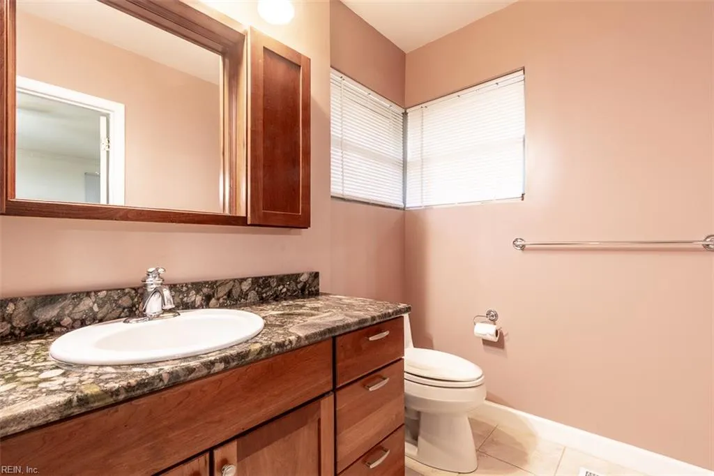 Norfolk, Virginia 23505, United States, 4 Bedrooms Bedrooms, ,3 BathroomsBathrooms,Residential,Active,178108