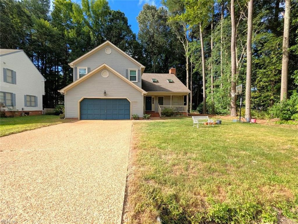 Photo of 100 Blacksmith Arch, Yorktown, VA 23693 (MLS # 10631006)