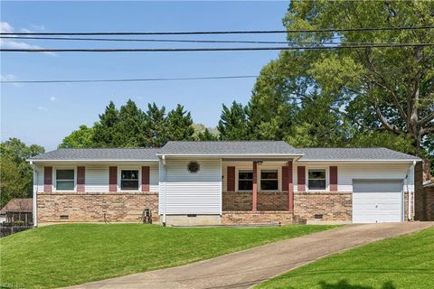 Photo of 106 Gwynn Circle, Newport News, VA 23602 (MLS # 10630152)