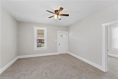 Single Family Residence in Norfolk VA 3102 Lens Avenue 4.jpg